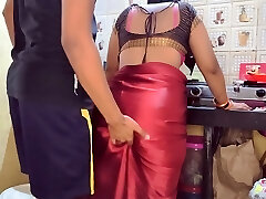 parte 2, madrastra india sexy atrapada por su hijastro mientras habla con su novio