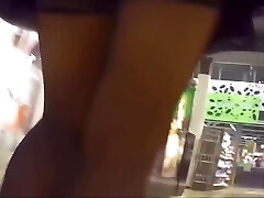 Laetitia 17. Without culotte au centre commercial Laetitia 17. Without culotte au centre commercial