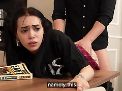 ¡tutor estricto! no le digas a mi mamá que soy una mala estudiante. equipo tim 4k hd ¡tutor estricto! no le digas a mi mamá que soy una mala estudiante. equipo tim 4k hd