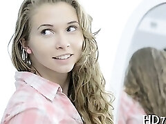 Erotyczne i soczysty hardcore oddaje