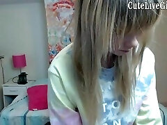 18 CuteLiveGirls com Magnificent Wife Fingering