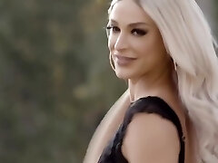 Emma Hix - Glorious Blonde Blowjob And Fuck