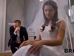 The last biotch screw for the bride, but it wasn't her fiance