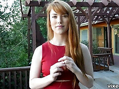 przyjazny i rozmowny imbir laski z dużymi cyckami dostaje jej dupek lizał przyjazny i rozmowny imbir laski z dużymi cyckami dostaje jej dupek lizał