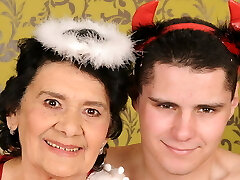 Very old fur covered pussy fucked by a young stud Very old fur covered pussy fucked by a young stud