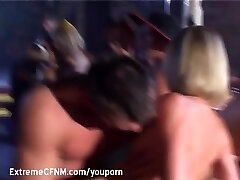 Przystojny nastolatek fucked