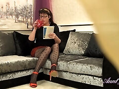 Spying On Huge-chested Auntie Janey Spying On Huge-chested Auntie Janey