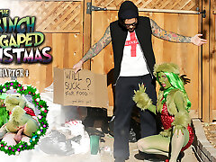 Joanna Angel & Diminutive Hands in How The Grinch Gaped Christmas - Chapter 4 Scene