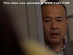 Sprd-1428 絶倫義父 真面目な嫁が義父に抱かれ続けたら 塩見彩