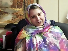 4k Hd Pov Hijab Upskirt Foot Worship! Sliding On Sexy Feetworship - Stockings Stockings And Arabic Goddess
