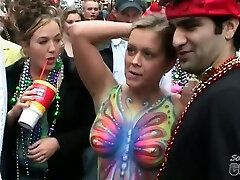 Classic Mardi Gras 2006 Blend Of Flashing And Contest In New Orleans - SouthBeachCoeds