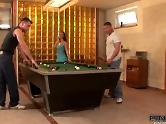 I just had an extraordinaire threesome in the pool hall!