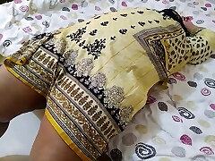 Pakistani Molten Celeb Ayesha Sex With Her New Worshipper in Hotel - Cute Tight Virgin Pussy Fuck & Cum Wild