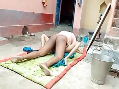 First Time Indian Bhabhi Outdoor Lovemaking Hindi
