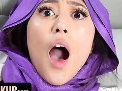 Hijab Bang-out - Muslim Girl Alexia Anders Pleasures Her Boyfriend And Makes Him Cum On Her Arab Pussy