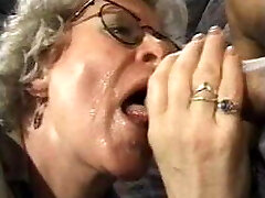 Older woman sucks man - vintage French video Older woman sucks man - vintage French video