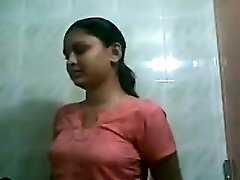 Punjabi damsel home fitted and grabbed her bathtub Punjabi damsel home fitted and grabbed her bathtub