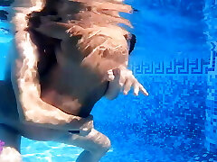 IN THE POOL AND INSIDE MY PUSSY A Succulent CREAMPIE IN THE POOL AND INSIDE MY PUSSY A Succulent CREAMPIE