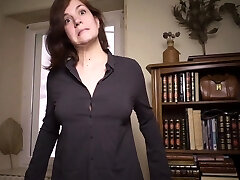 brunetka solo kamera masturbacja