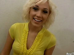 Solo Model With Natural Breasts Masturbates Using Machine Solo Model With Natural Breasts Masturbates Using Machine