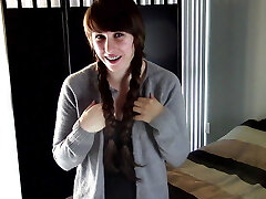 uczennica zarabia dodatkowy kredyt