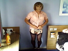 Jenny zmienia się jej pokojówki