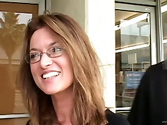 Indiana Bell sucks a good-sized shaft and gets her pussy screwed Indiana Bell sucks a good-sized shaft and gets her pussy screwed