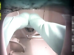 Miłośnik posiedzieć siku i podejście cipki moczu Cam Miłośnik posiedzieć siku i podejście cipki moczu Cam