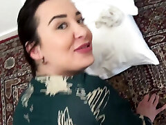 turecki duży tyłek macocha pieprzy się z pasierbem, podczas gdy jej mąż jest w pracy turecki duży tyłek macocha pieprzy się z pasierbem, podczas gdy jej mąż jest w pracy