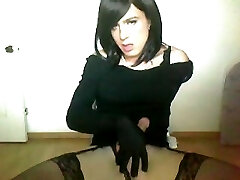 Sissy Crossdresser Mandy Branlette Pour Vous!