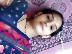 Indian beautiful pussy eating by stepbrother in midnight 