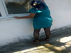 Sexy cleaner who smears glass wants to arouse Sexy cleaner who smears glass wants to arouse