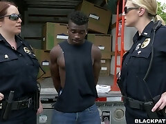 Caucasian police chicks fucks black scofflaw in threesome