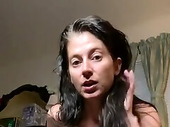 यूट्यूबर कोशिश पर नग्न वीडियो लीक