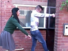 Pussy licking and hardcore fucking with ultra-kinky Gina Jameson