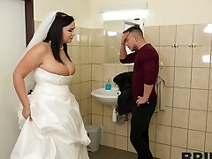 Hardcore plowing in the bathroom with chubby bride Sofia Lee