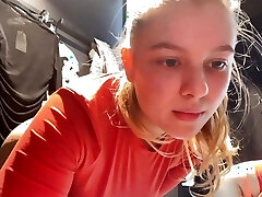 Extreme squirting and fuckin' in the changing room