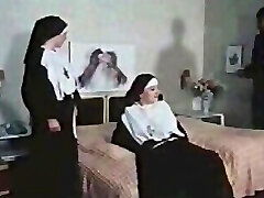 Nuns getting Crazy (German)