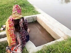 demi-soeur pakistanaise chaude sexe hardcore et jeu de jeu avec son demi-frère films de sexe chauds complets