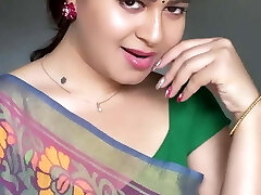 sexy Indian Aunty Wonderful Green Saree