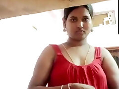 Madurai, Tamil sexy aunty in chimmies with hard puffies