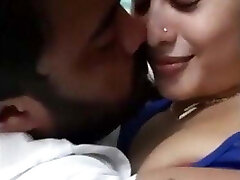 श्रीलंका piyumi hansamali होंठ चुंबन 