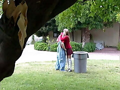 Lola has a work tear up her in pop's gym Lola has a work tear up her in pop's gym