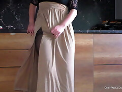 Hot Sister-in-law in nylon pantyhose gives handjob - Cum on legs Hot Sister-in-law in nylon pantyhose gives handjob - Cum on legs