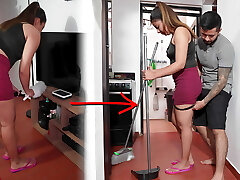 The maid did not expect this to happen to her on her very first day at work.