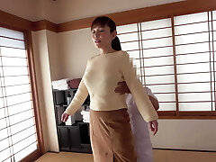 Wife who was defeated by a very yam-sized prick after being sent to a massagist.