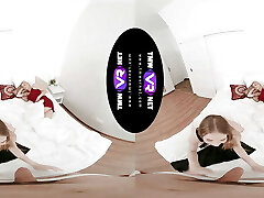 TmwVRnet - Amy Douxxx & Nata Ocean - Early morning 3some