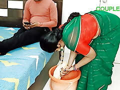 Komal ki yaha kamvali ne to had kar di fir chud gayi Malik se Komal ki yaha kamvali ne to had kar di fir chud gayi Malik se