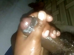 Padsi bhabi ko yead karki muth mara Padsi bhabi ko yead karki muth mara