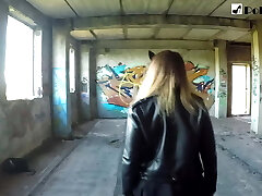 Painting graffiti, fucking a guy and getting cum on my torso Painting graffiti, fucking a guy and getting cum on my torso